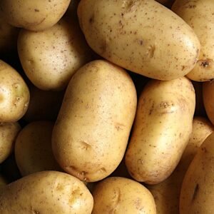 Organically Grown Potato - 1 kg (Aloo)